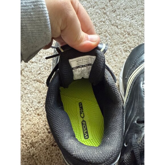 NEW Under Armour Women’s Glyde IV ST Softball Shoes Metal Cleats Black Size 5.5 - Picture 5 of 5